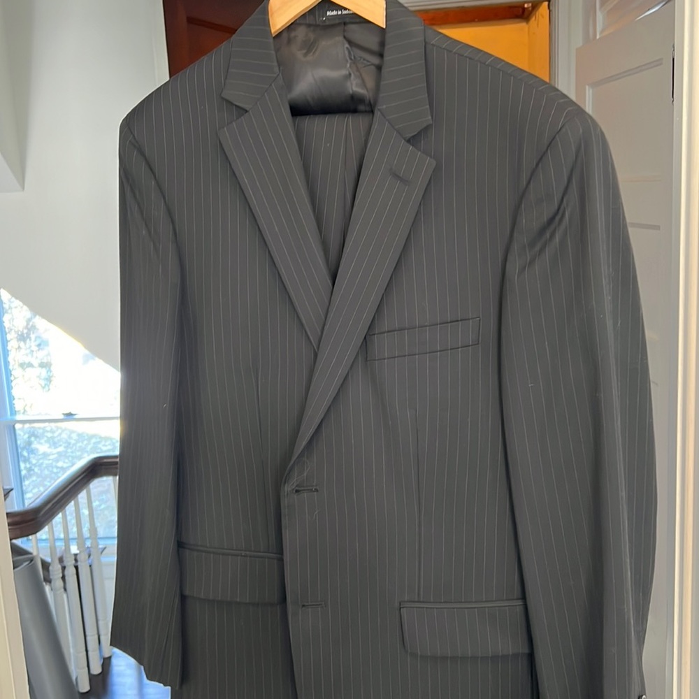 Pronto Uomo pin stripe suit